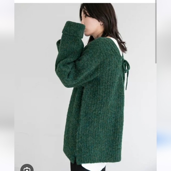 Lowrys Farm Sweater - Picture 7 of 7